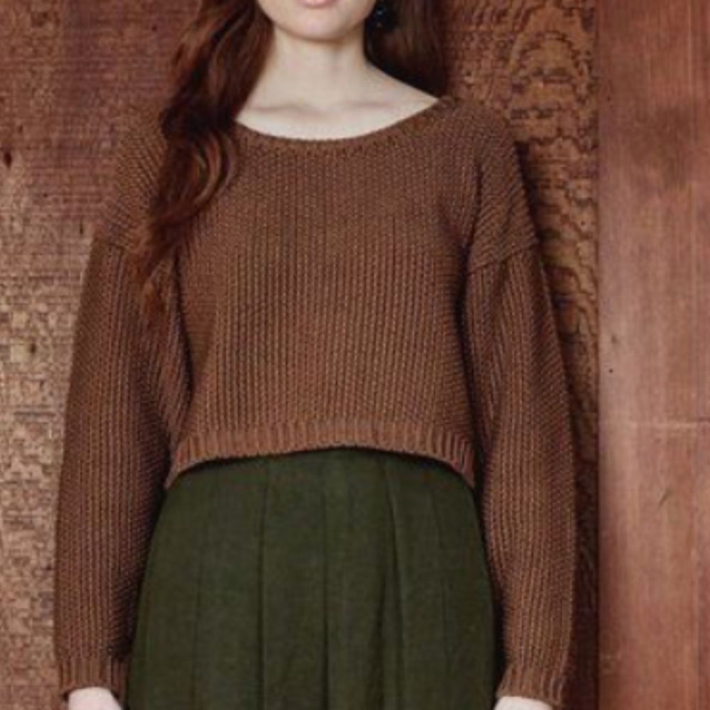 Cropped 100% Cotton Sweater in Green